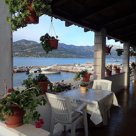 Katja Beach Apartment Račišće المظهر الخارجي الصورة