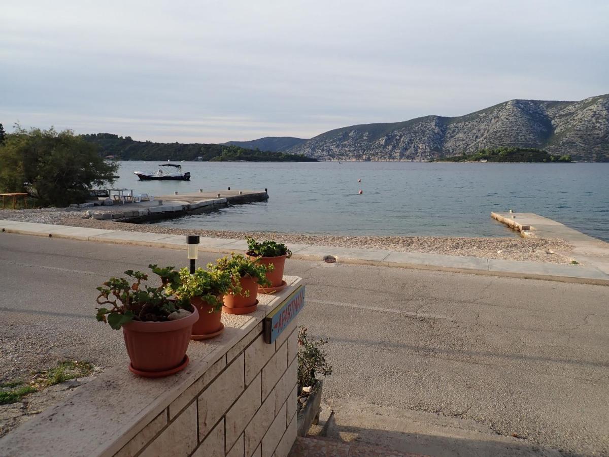 Katja Beach Apartment Račišće المظهر الخارجي الصورة