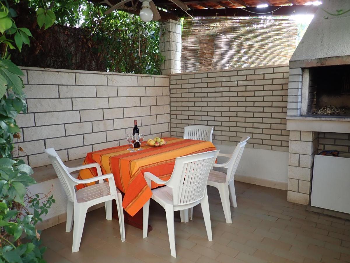 Katja Beach Apartment Račišće المظهر الخارجي الصورة